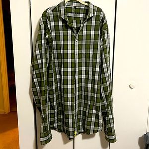 Willis and Walker green plaid button down dress shirt. 3XLT